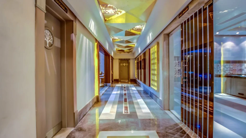 الفندق إيه أم سى رويال - الغردقة